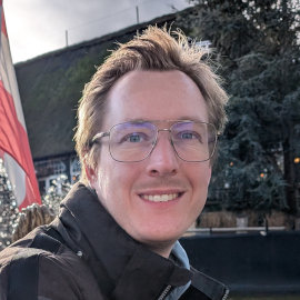 Ein Portrait-Foto von Philipp Kirchmair